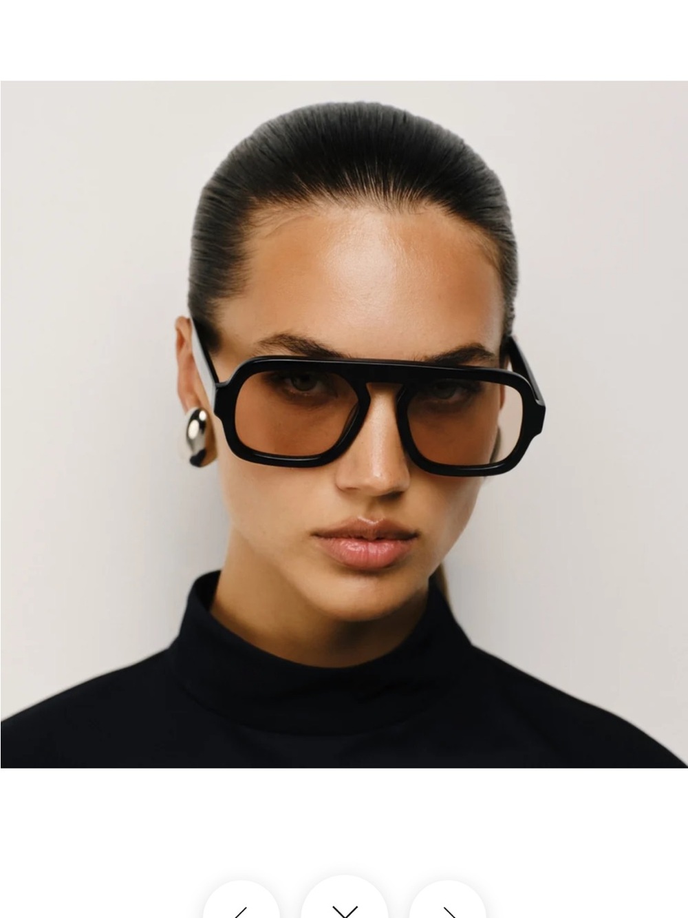 Elisa Johnson Jane in Gloss Black